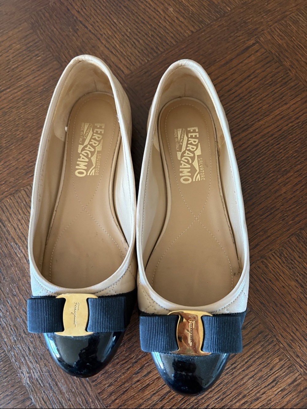 Salvatore Ferragamo Cream and Black Varina Bow Cap-Toe Flats
